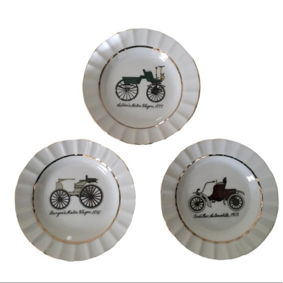 VINTAGE mini automobile plates/Ashtrays gold trimed japan-Set of 3. - Picture 1 of 6
